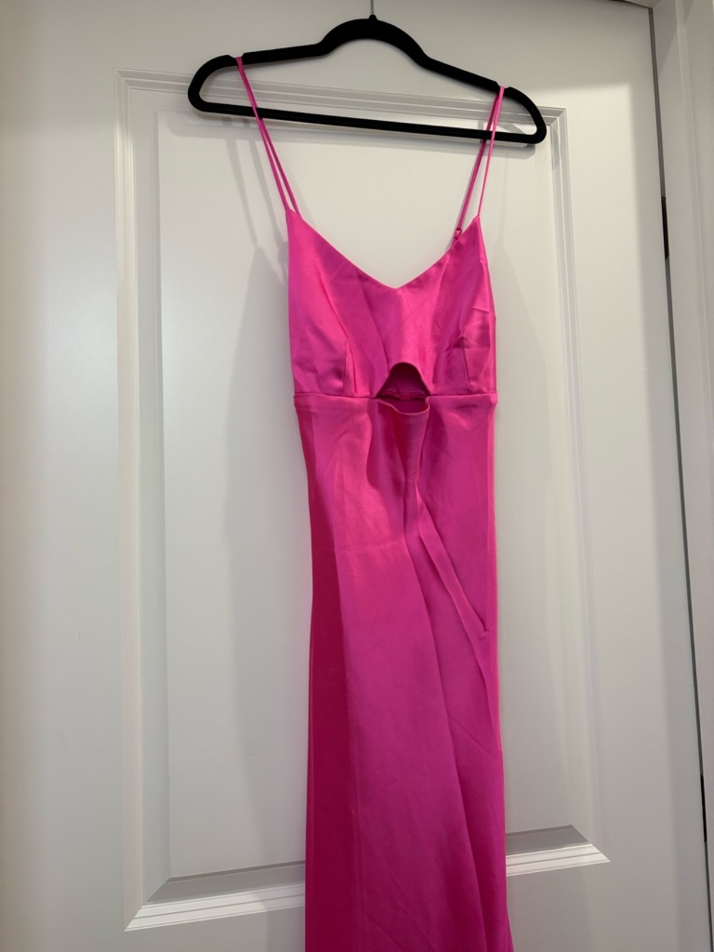 NWOT House of Harlow 1960 Hot Pink Satin Slip Dress with Cutout (Size L)